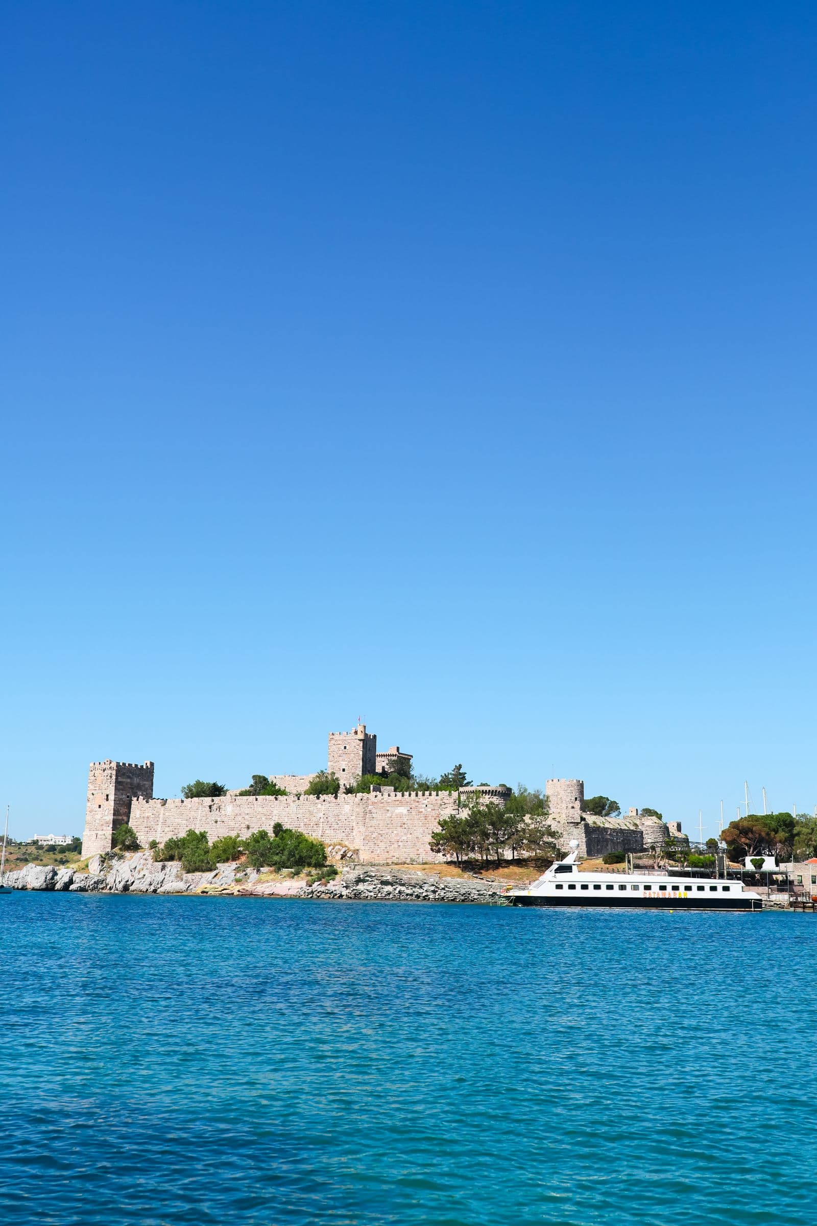 Bodrum Kalesi ve Ege Denizi manzarası